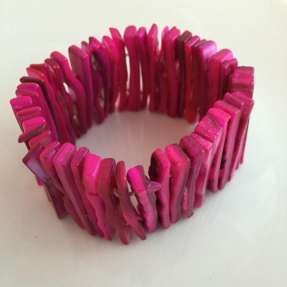 Passion of Essence Jewelry - Pink Shell Bracelet